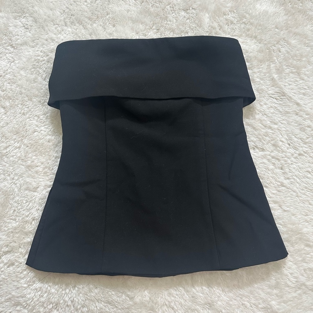 Aritzia Babaton Element Top